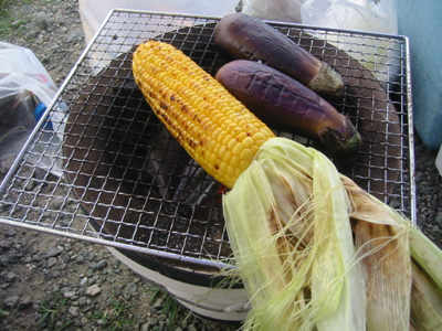 七輪BBQレシピ　焼きとうもろこし２