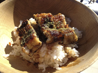 七輪と炊飯釜で作る最高の鰻丼完成